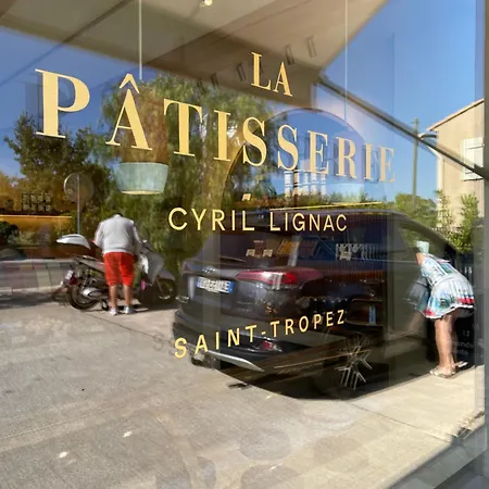 Provençale, Golfe Saint Tropez, Climatisée 12 Pers, 4 Suites, Piscine Chauffée, Hammam, Spa, Billard, Pétanque, Wifi Professionnel Débit Villa Gassin