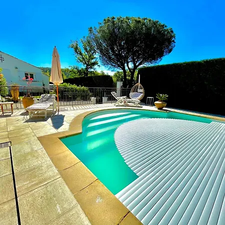 빌라 Provencale, Golfe Saint Tropez, Climatisee 12 Pers, 4 Suites, Piscine Chauffee, Hammam, Spa, Billard, Petanque, Wifi Professionnel Debit *