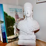Saint Tropez Climatisée 12 Personnes, Piscine Chauffée, Hammam, Spa, Billard, Wifi Débit Pro *