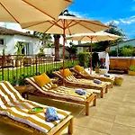 Provencale, Golfe Saint Tropez, Climatisee 12 Pers, 4 Suites, Piscine Chauffee, Hammam, Spa, Billard, Petanque, Wifi Professionnel Debit *