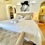 Saint Tropez Climatisée 12 Personnes, Piscine Chauffée, Hammam, Spa, Billard, Wifi Débit Pro Villa