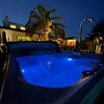 Saint Tropez Climatisée 12 Personnes, Piscine Chauffée, Hammam, Spa, Billard, Wifi Débit Pro Gassin