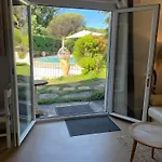Villa Saint Tropez Climatisée 12 Personnes, Piscine Chauffée, Hammam, Spa, Billard, Wifi Débit Pro