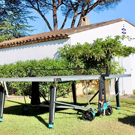 Provencale Golfe St Tropez Climatisee Piscine Chauffee, Spa, Billard, Wifi Debit Pro Villa Gassin