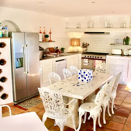 ヴィラ Provencale, Golfe Saint Tropez, Climatisee 12 Pers, 4 Suites, Piscine Chauffee, Hammam, Spa, Billard, Petanque, Wifi Professionnel Debit *