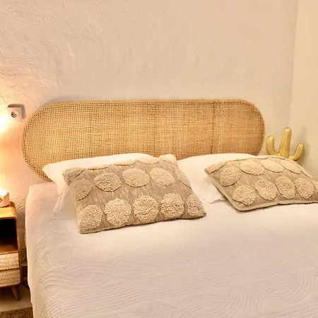 Villa Provencale Golfe St Tropez Climatisee Piscine Chauffee, Spa, Billard, Wifi Debit Pro *