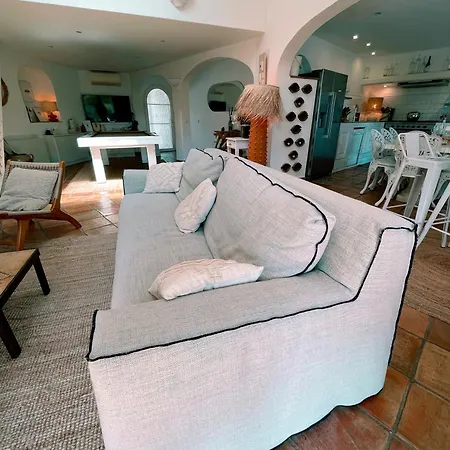 Provencale Golfe St Tropez Climatisee Piscine Chauffee, Spa, Billard, Wifi Debit Pro Villa Gassin