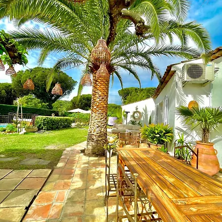 Villa Provencale Golfe St Tropez Climatisee Piscine Chauffee, Spa, Billard, Wifi Debit Pro *