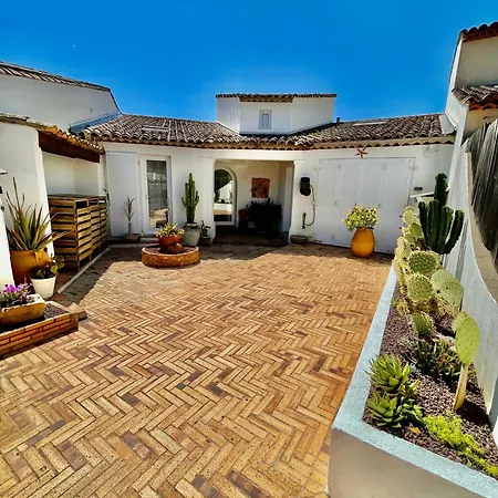 فيلة Provencale Golfe St Tropez Climatisee Piscine Chauffee, Spa, Billard, Wifi Debit Pro جاسّا