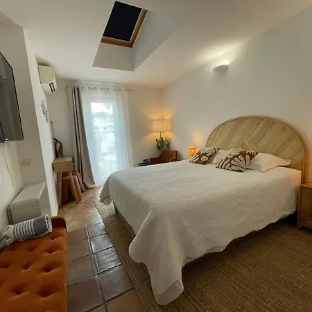 Provencale, Golfe Saint Tropez, Climatisee 12 Pers, 4 Suites, Piscine Chauffee, Hammam, Spa, Billard, Petanque, Wifi Professionnel Debit ヴィラ *