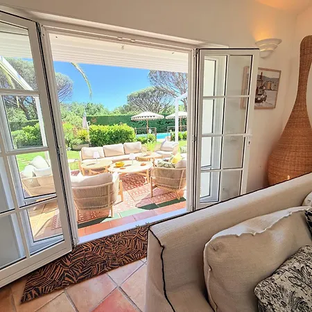 Climatisee, Golfe Saint Tropez, 12 Pers, 4 Suites, Piscine Chauffee, Hammam, Spa, Billard, Petanque, Wifi Professionnel Debit فيلة *