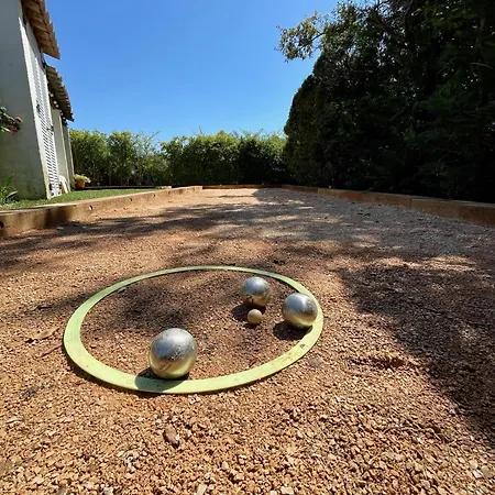 فيلة Climatisee, Golfe Saint Tropez, 12 Pers, 4 Suites, Piscine Chauffee, Hammam, Spa, Billard, Petanque, Wifi Professionnel Debit
